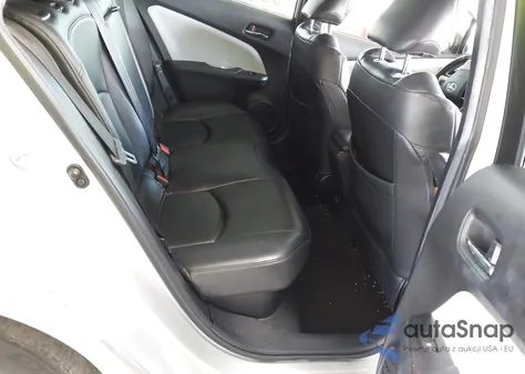 2016 Toyota Prius Three из США, поврежденный, VIN JTDKARFU3G3505866